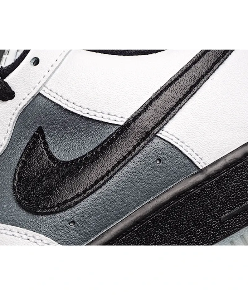 Nike Air Force 1 Low Black & White