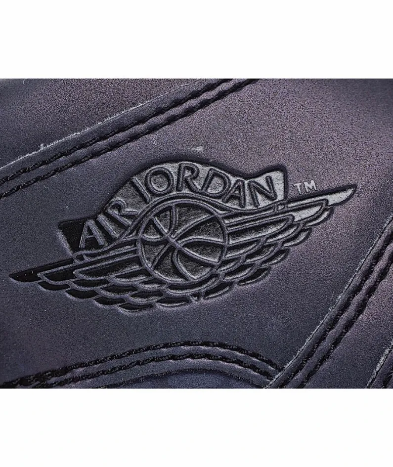 Air Jordan 1 Retro High Zoom 'Fearless'