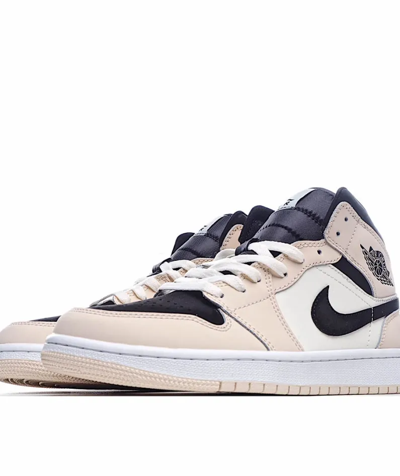  Wmns Air Jordan 1 Mid 'Barely Orange'