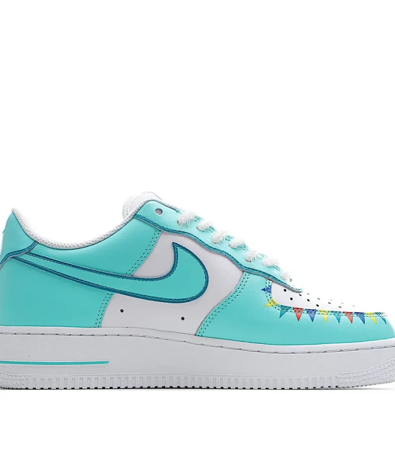 Nike Air Force 1 Low Low Top Sneakers