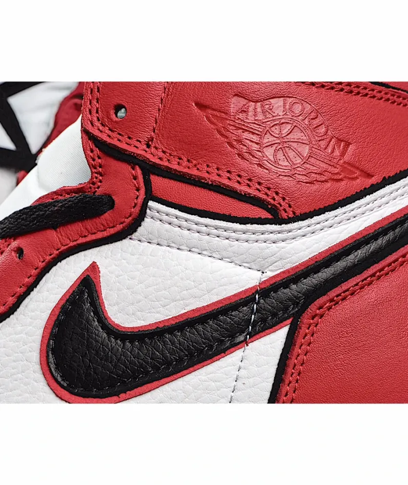 Air Jordan 1 “Chicago”，