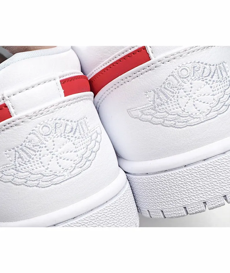 Wmns Air Jordan 1 Low 'University Red