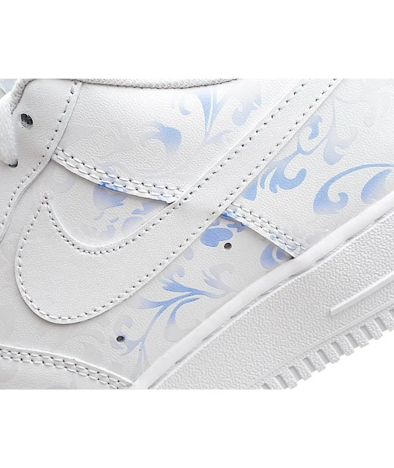 Nike Air Force 1 LV8  