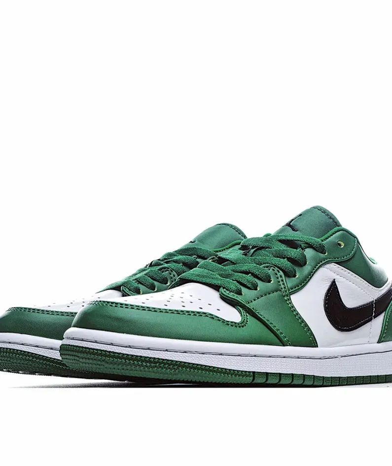 Air Jordan 1 Low 'Pine Green'