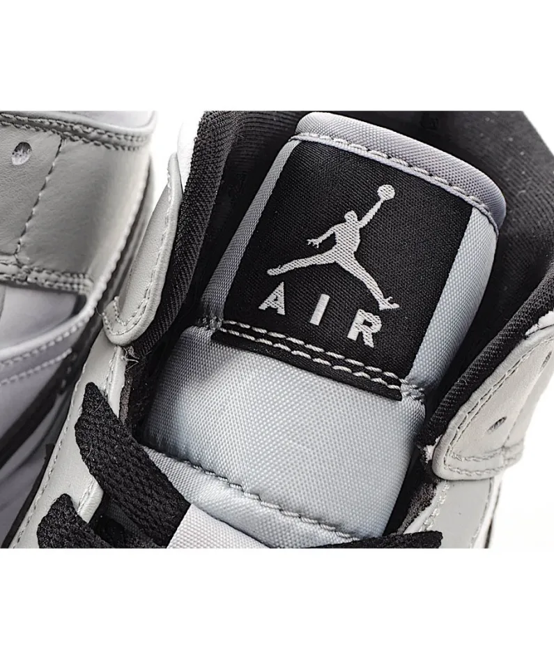 Air Jordan 1 Mid GS 'Light Smoke Grey'