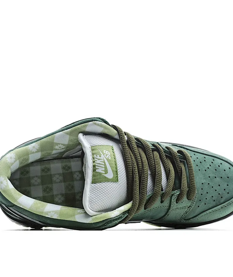 Nike Concepts x SB Dunk Low 