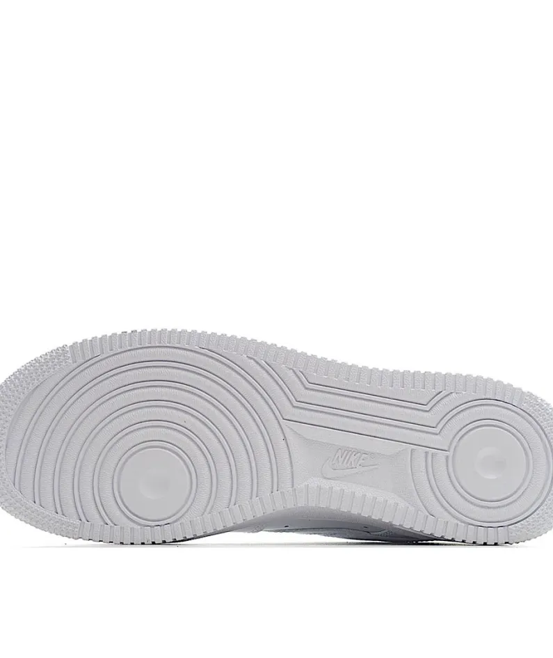 Nike Air Force 107 Low Low Top Sneakers