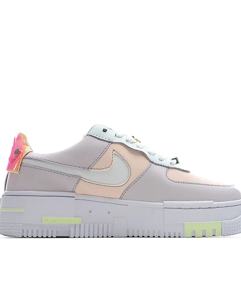 Nike Air Force 1 LV8 Pixel  