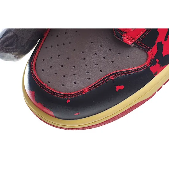 Nike Dunk High “Red Camo”  灰  黑 