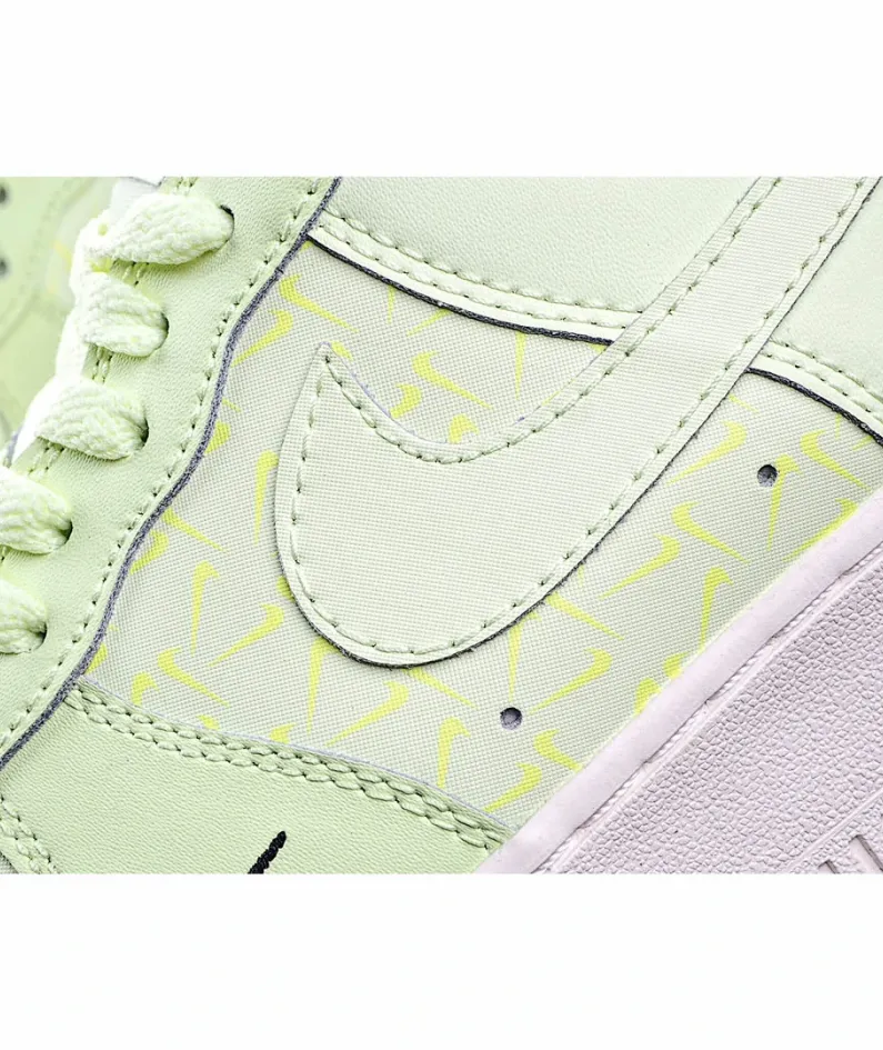 Nike Air Force 1 Low 