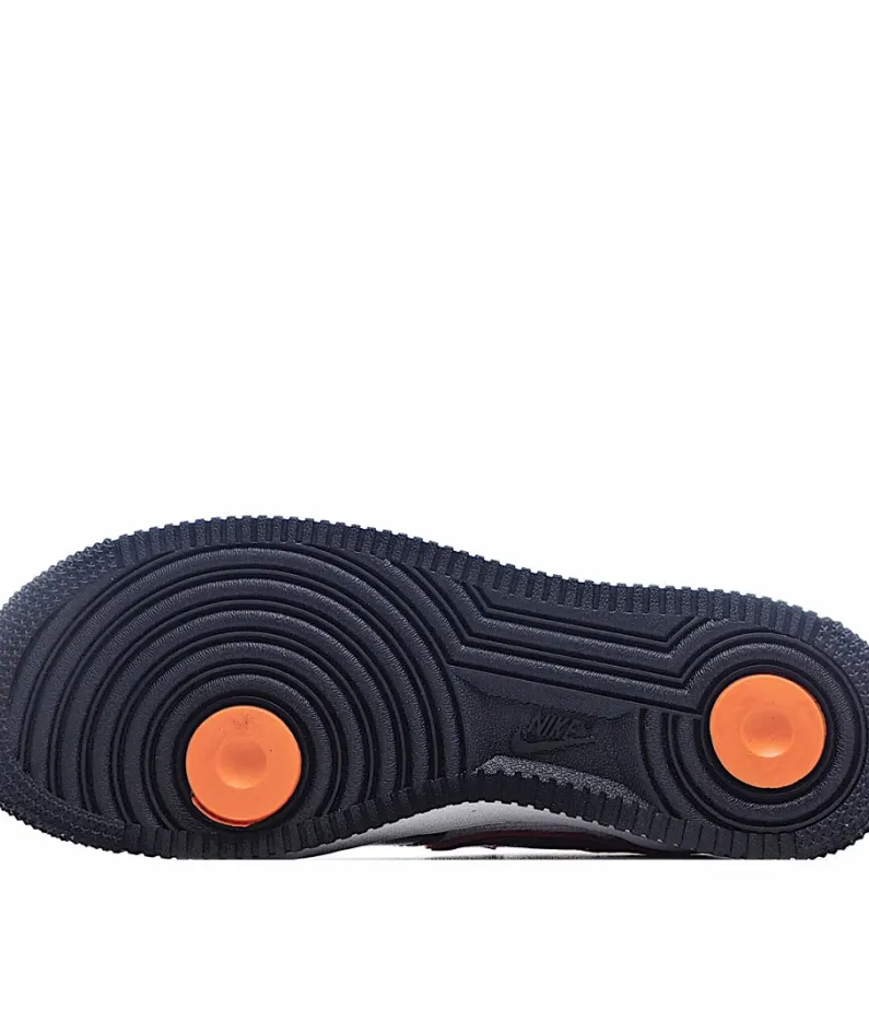 Nike Air Force 1 07 Lv8 Low Top Sneakers