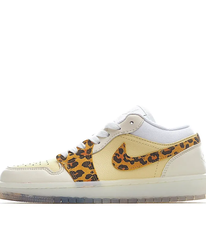 Wmns Air Jordan 1 Low 'SNKRS Day'