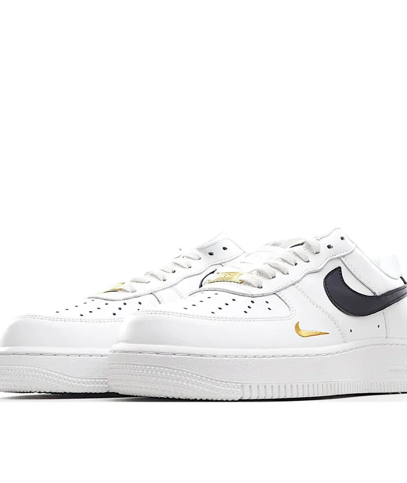Nike Air Force 1 Low-Top Sneakers