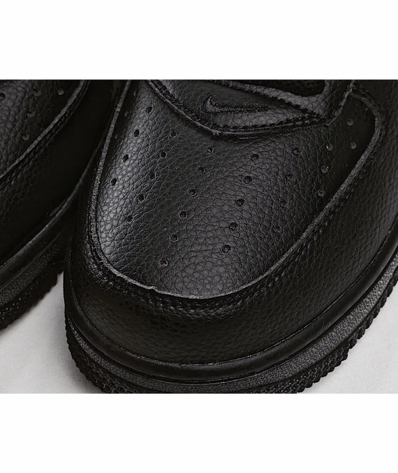 Nike Air Force 1 Low Retro QS FRIDAY Low Top Sneakers