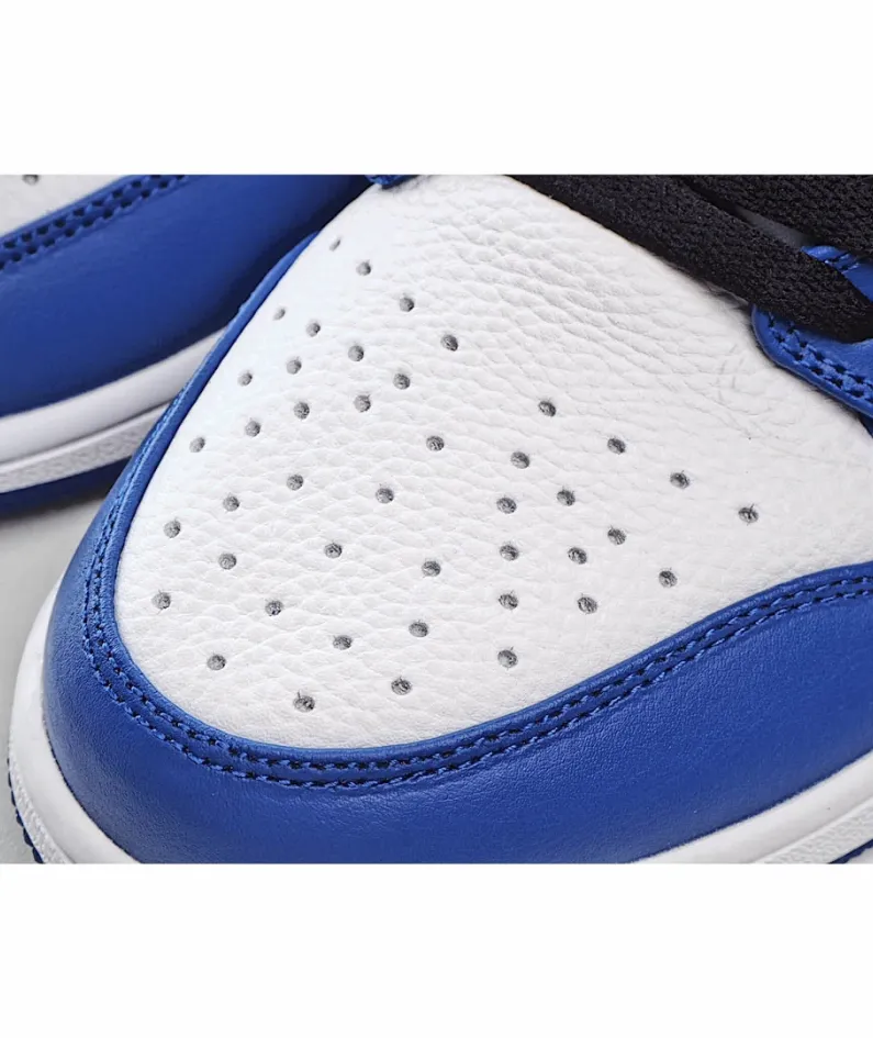 Air Jordan 1 Retro Low 'Hyper Royal'