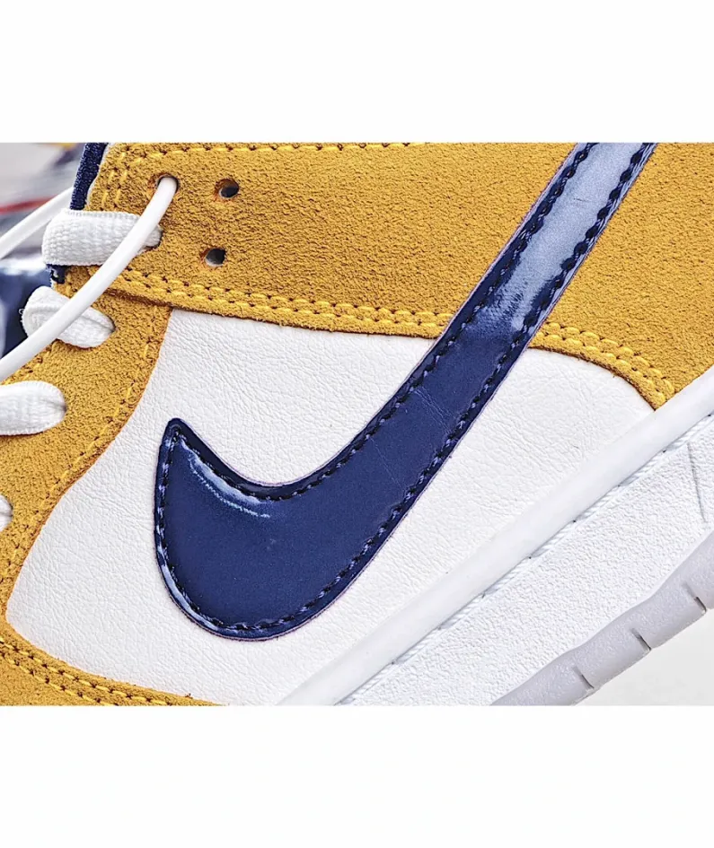 Nike SB DUNK LOW LASER ORANGE   