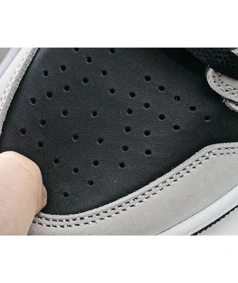 Air Jordan 1 Retro High OG 'Shadow 2.0'