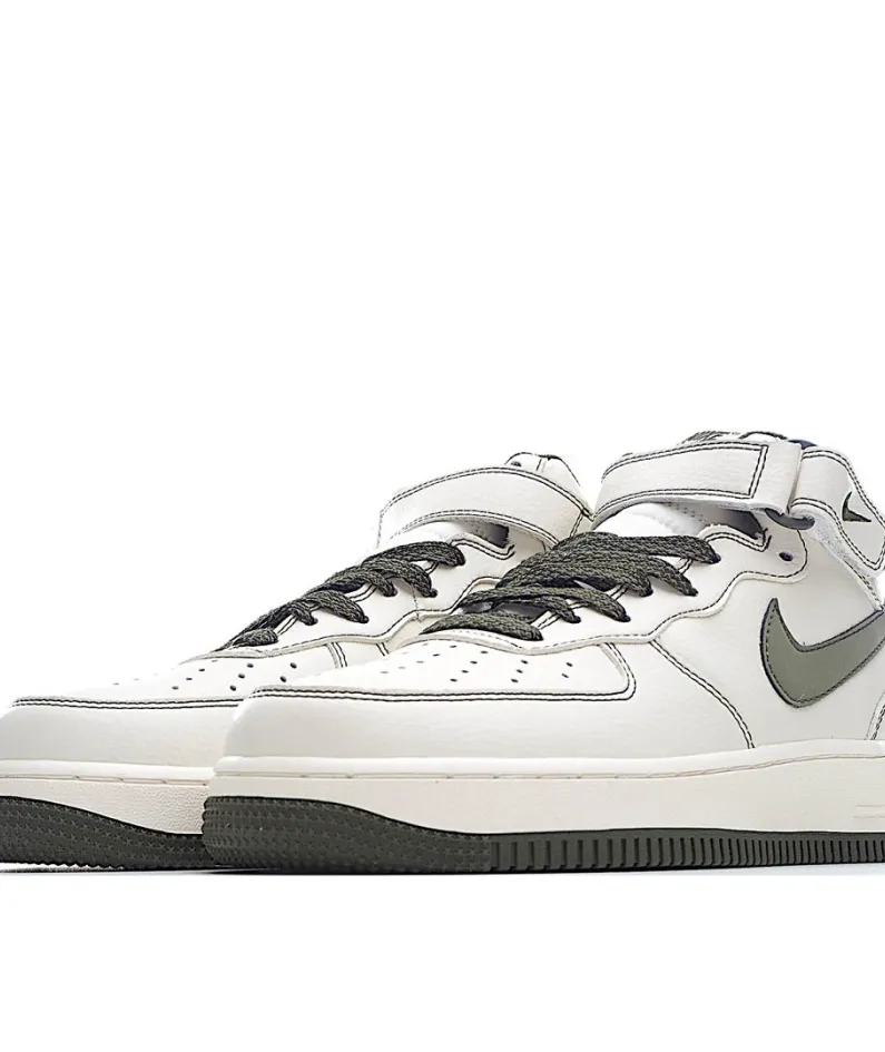 Nike Air Force 1 Mid