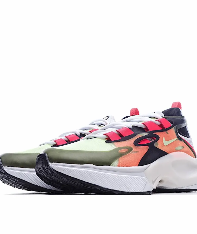 Nike CHANEL x Nike Signal DIMSIX Running Shoe