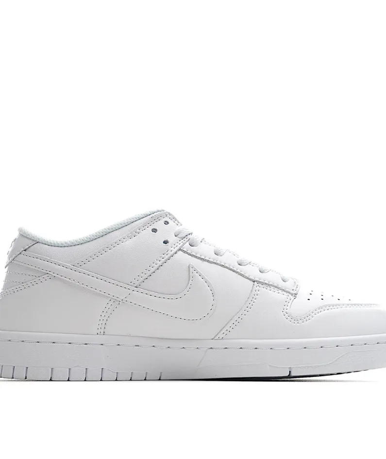 Nike Dunk SB Low Triple White