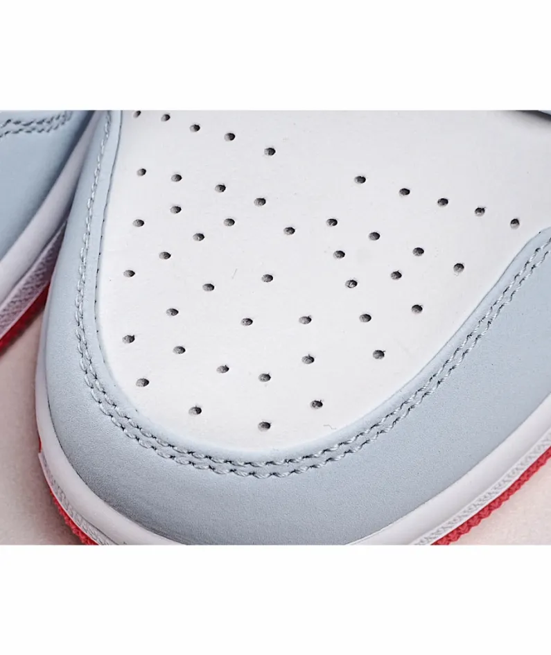 Air Jordan 1 Mid GS 'Half Blue' Air Jordan 1 Mid GS 'Half Blue'
