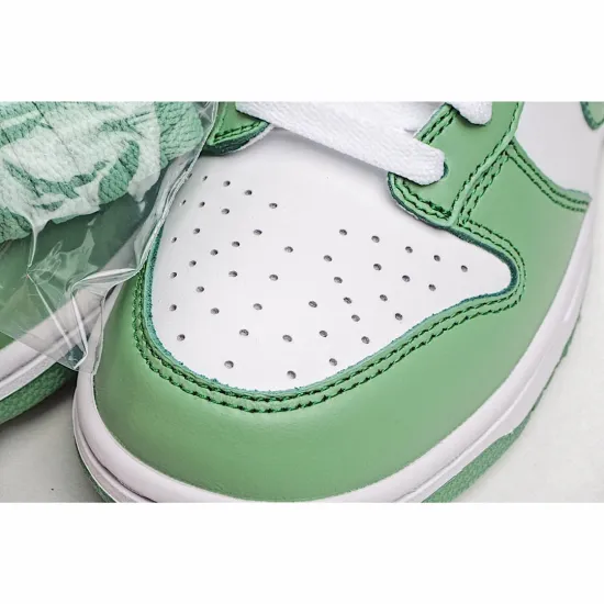 Nike SB Dunk Low Turquoise Sneakers