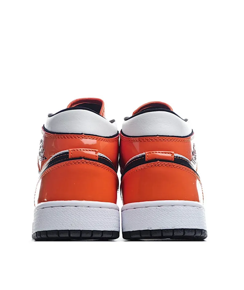 Air Jordan 1 Mid SE 'Turf Orange'