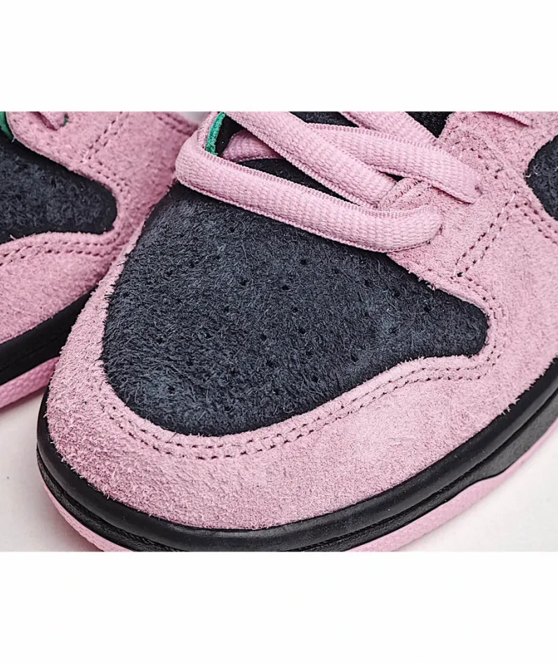 Nike SB Dunk High "Invert Celtics Black"