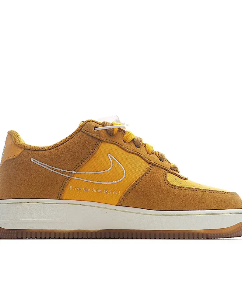 Nike Air Force 1  
