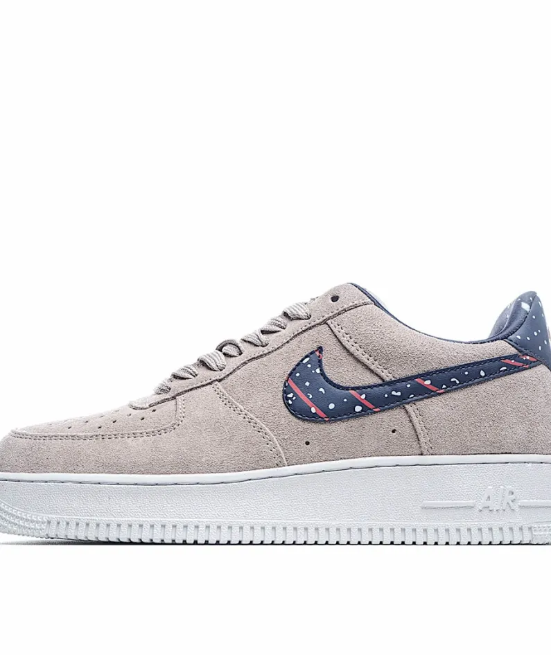 Nike Air Force 1 Low-Top Sneakers