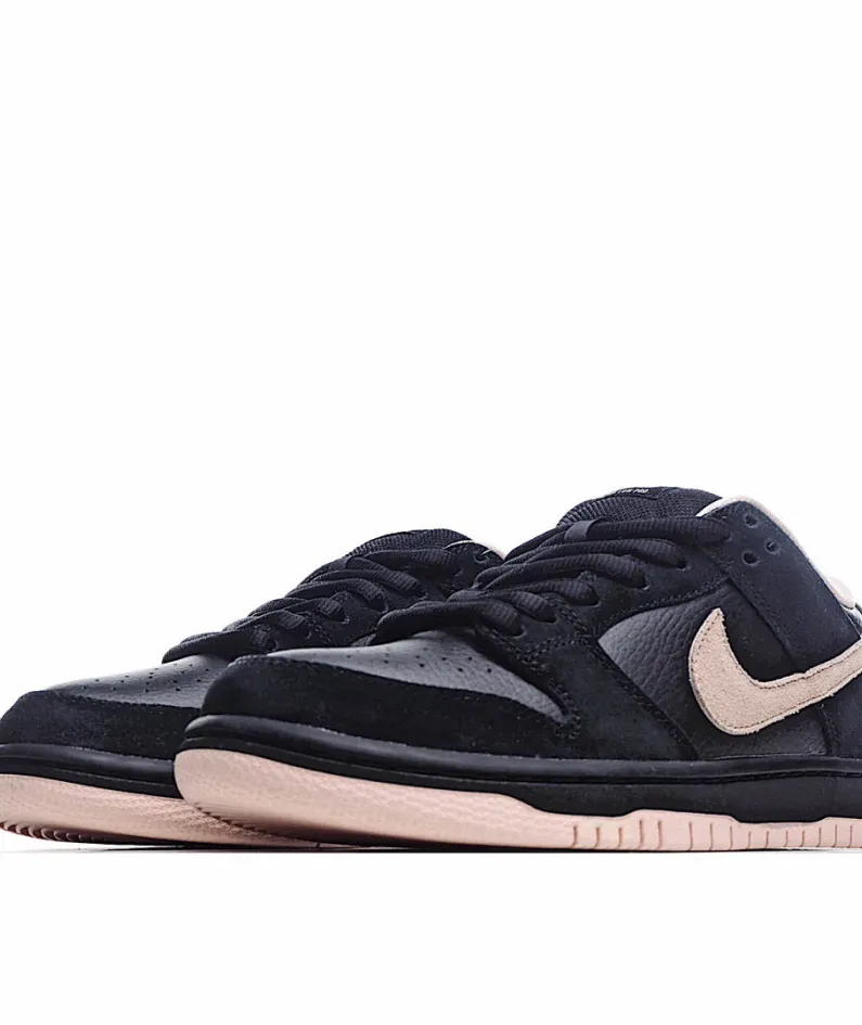 Nike SB Dunk Sneakers Black Powder