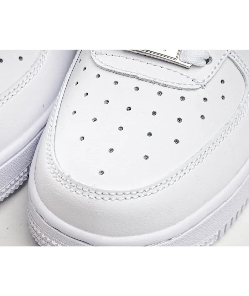 Nike Wmns Air Force 1 07 LXChrome Swooshes White 低帮 