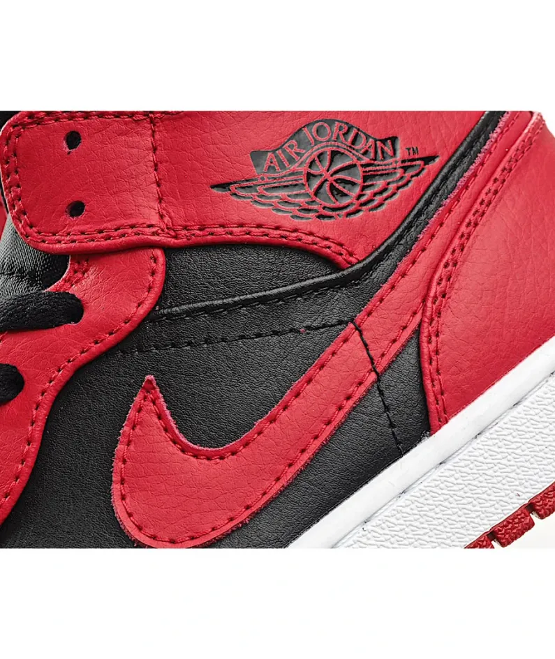 Air Jordan 1 Mid 'Banned'