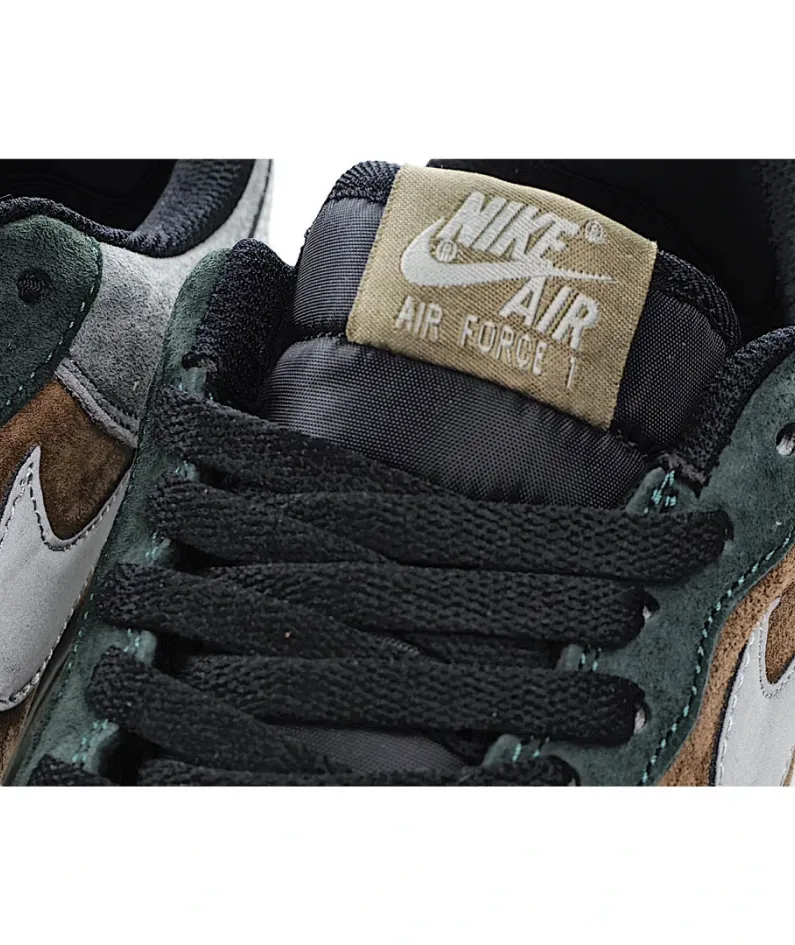 Nike Air Force 1 Low "Christmas"