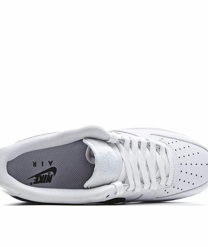 NIKE Air Force 1 Low sneakers