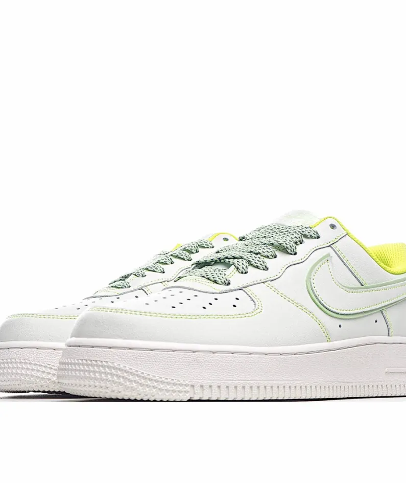 Nike Air Force 1 07 LowSail/Phantom Low Top Sneakers