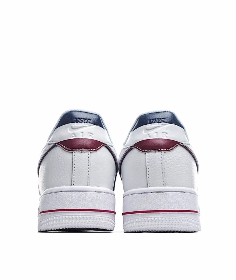 Nike Air Force 1 Low 07 Low Top Sneakers