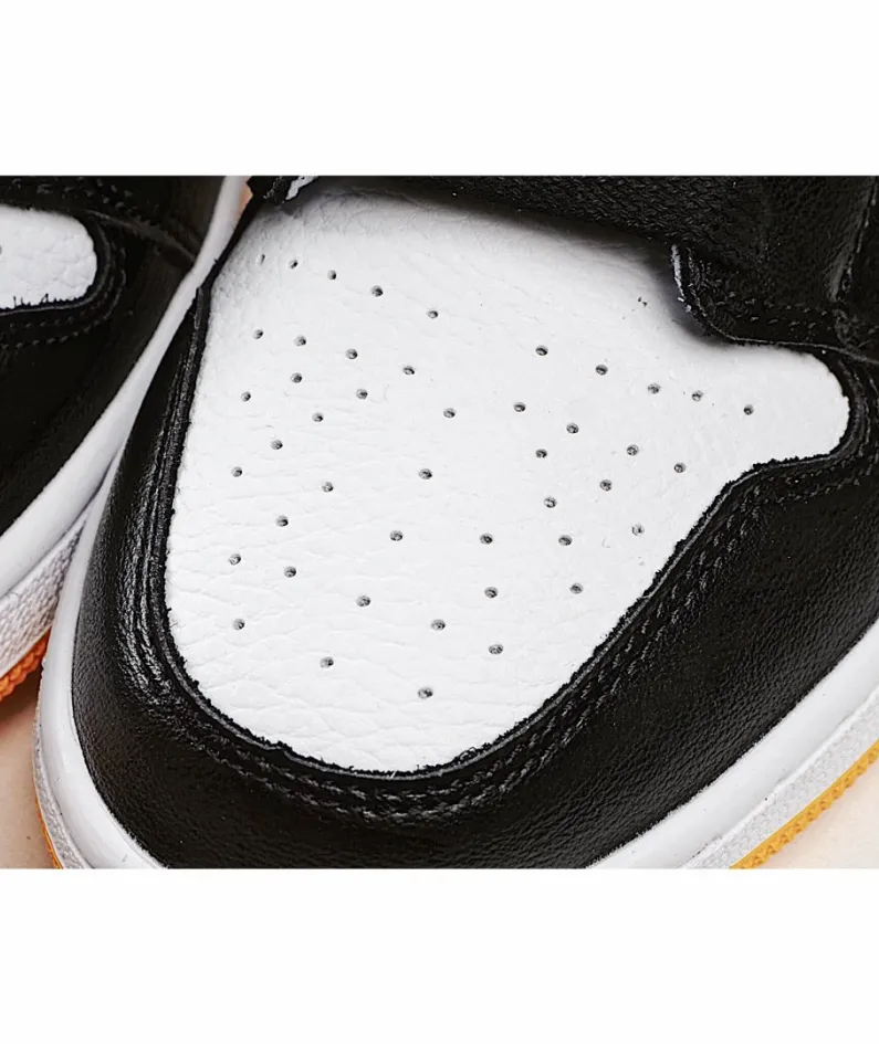 Wmns Air Jordan 1 Mid SE 'White Laser Orange