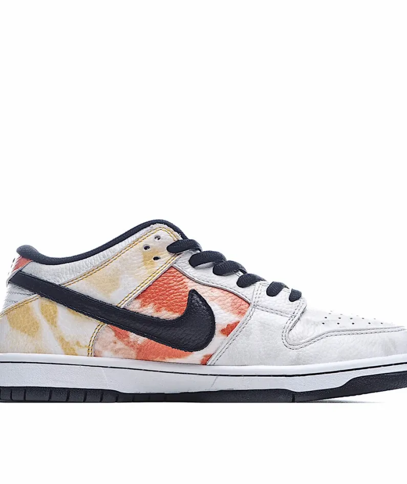Nike SB Dunk Low “Raygun