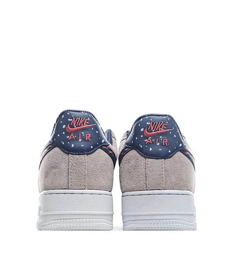 Nike Air Force 1 Low-Top Sneakers