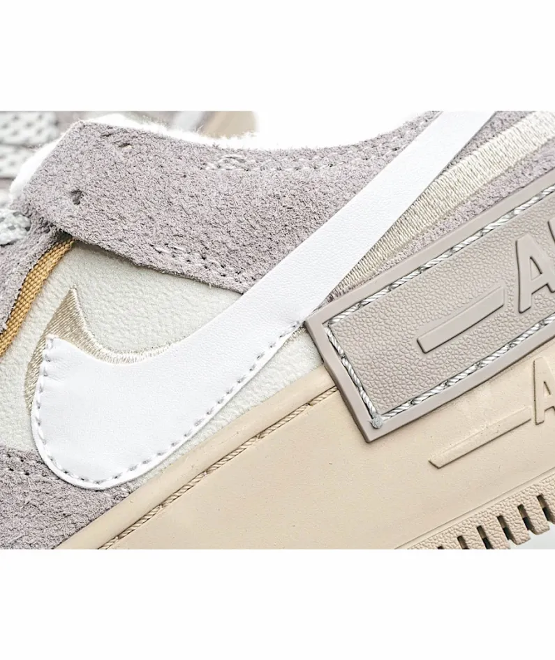 Nike WMNS Air Force 1 Shadow