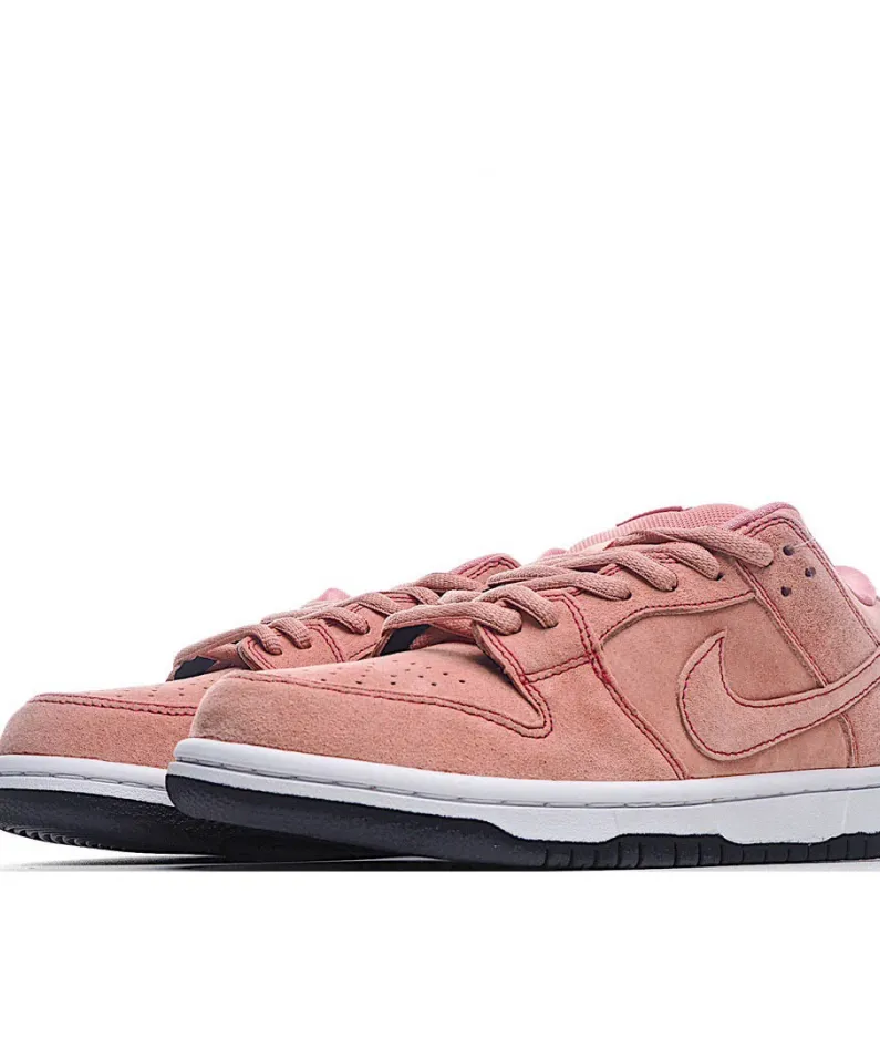 Nike SB Dunk Low "Pink Pink"