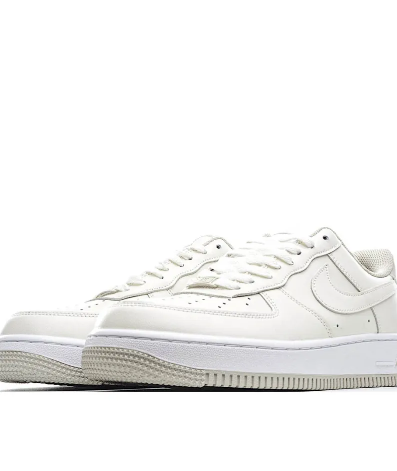 Nike Air Force 1 Low-Top Sneakers