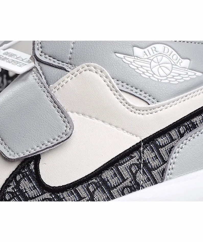 Air Jordan 1 Retro High Double Strap 