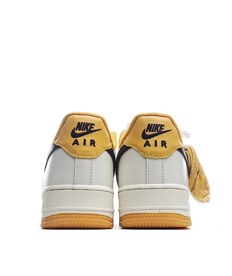 Nike Air Force1 07 Sneakers