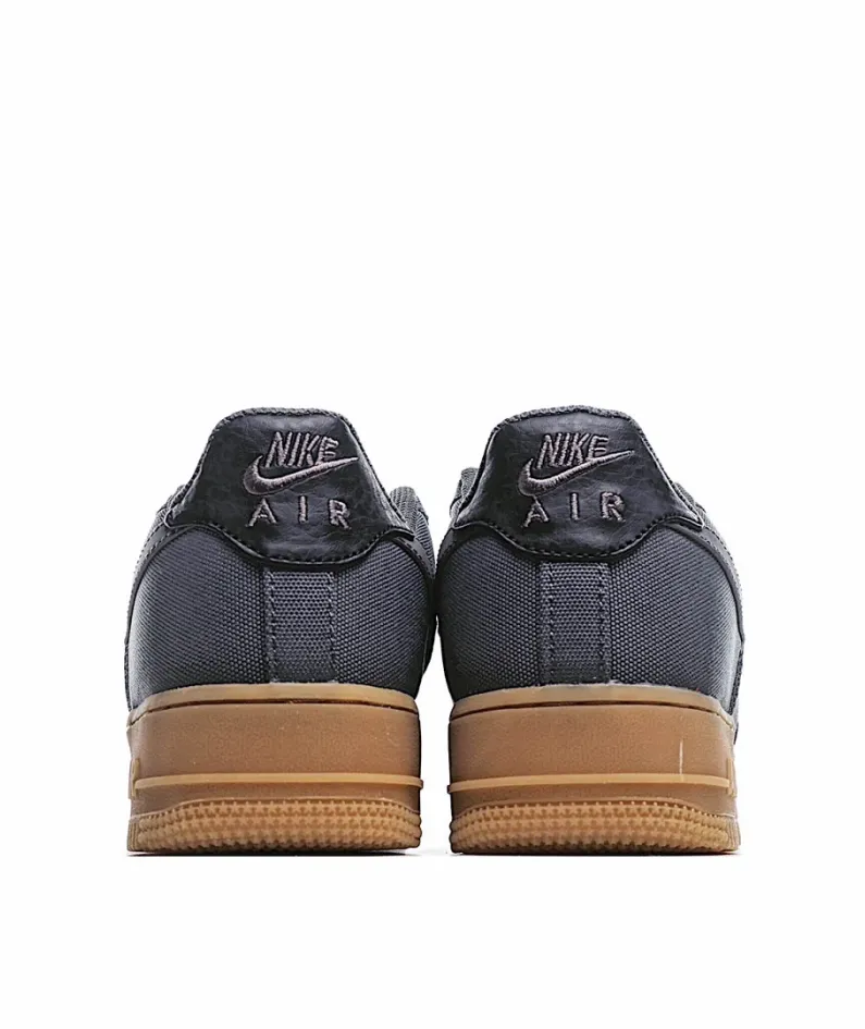 Nike Air Force 1 Sneakers