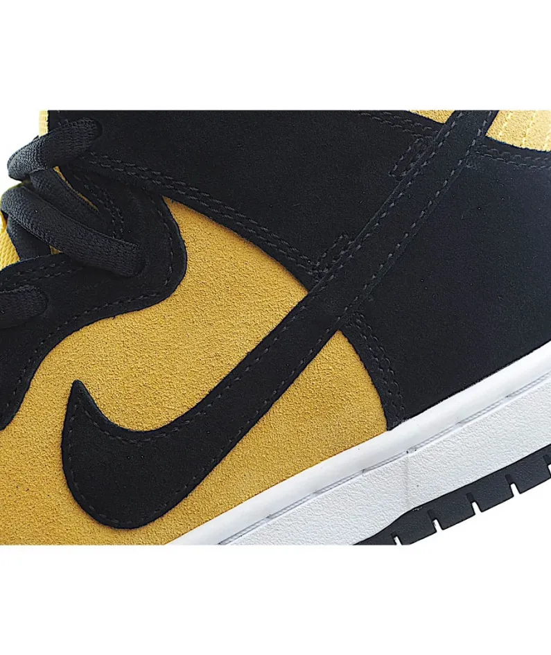 Nike SB Dunk High Reverse Iowa