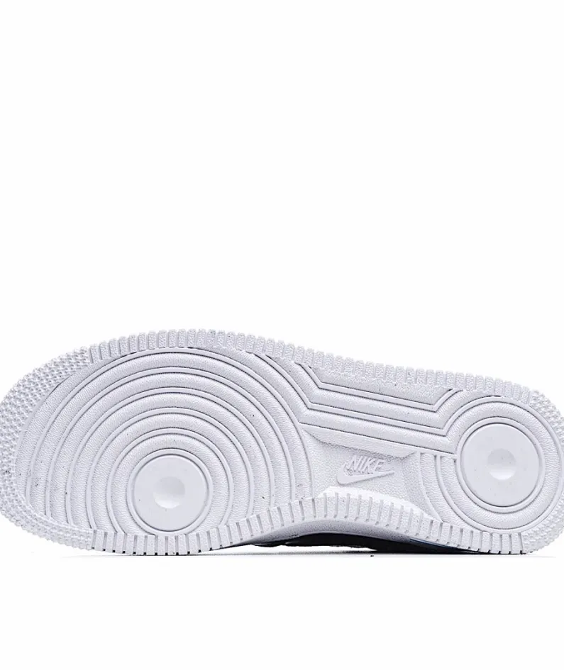 NIKE WMNS AIR FORCE 1 07 LX