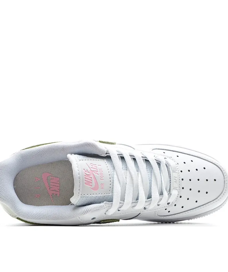 Nike Air Force 107 Sneakers