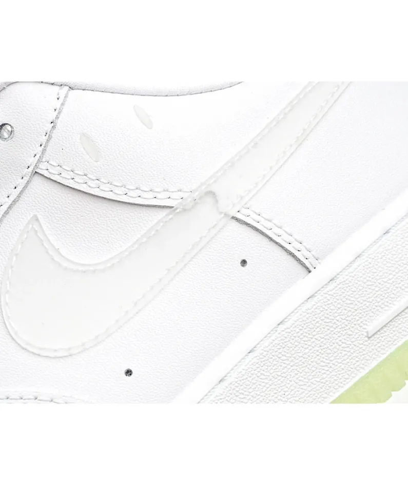 Nike Air Force 1 Low Low Top Sneakers
